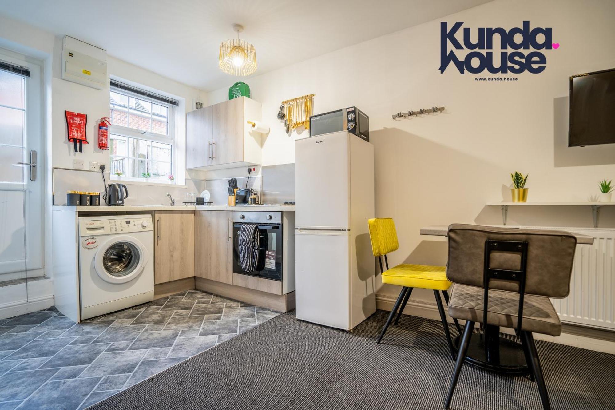 Kunda House In Tyseley Διαμέρισμα Μπέρμιγχαμ Εξωτερικό φωτογραφία